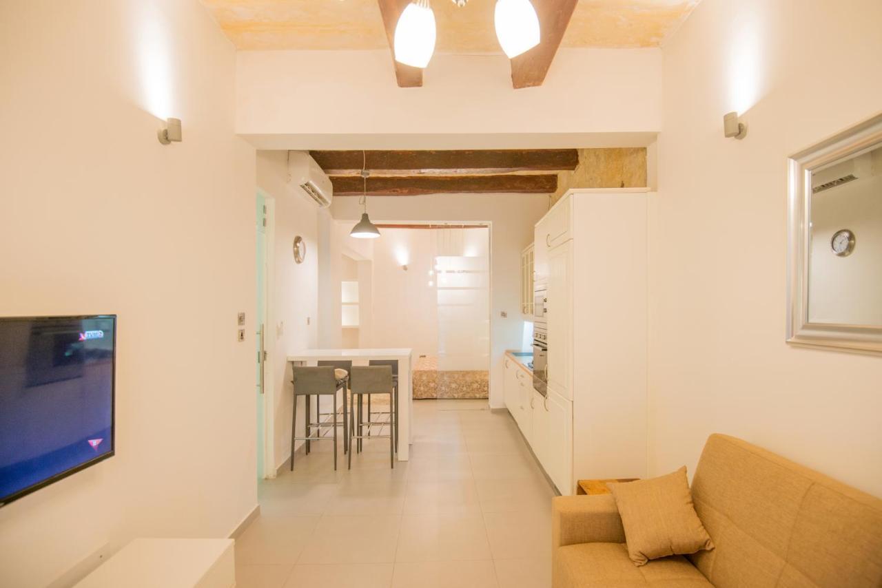 Valletta Most Central Studio Apartment 16Th-Century Building Exterior foto